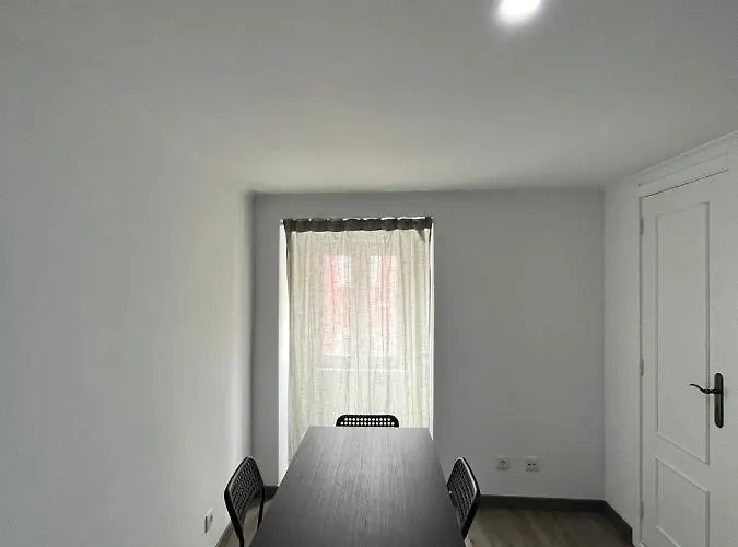 Center 3 Modern Apartmemt *